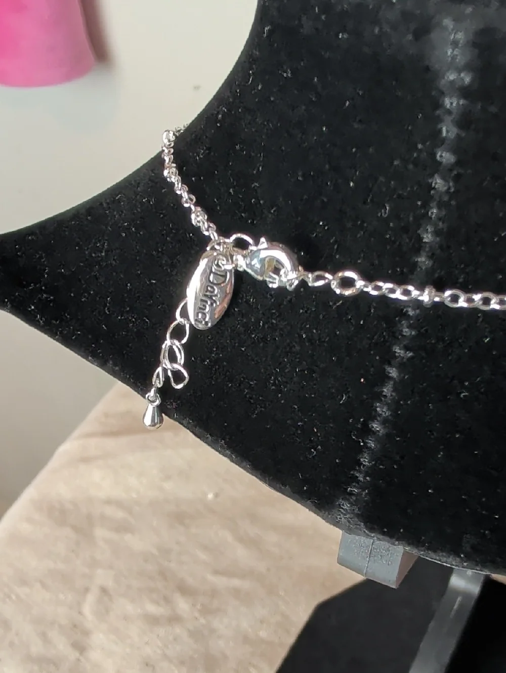 DaVinci Blue Rhinestone Heart Pendant Necklace | Y2K Silver Tone Charm Necklace